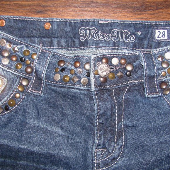 Miss Me Jeans Size 28 Signature Cuffed Capri studded embellished distressed - Picture 6 of 12